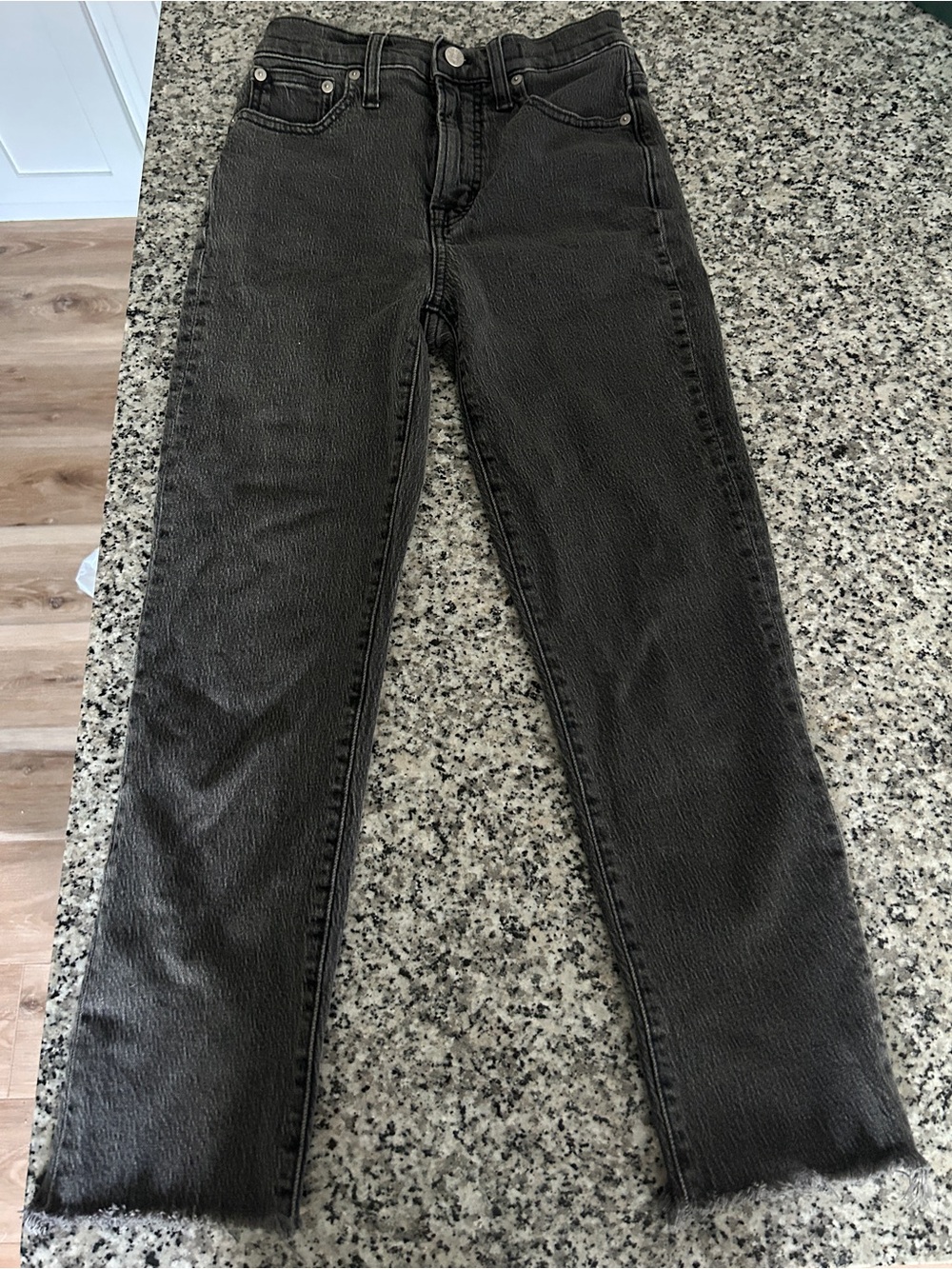 Madewell Grey Black High-Rise Perfect Vintage Jean 23 raw hem crop